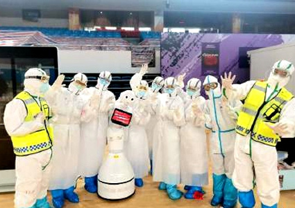 機(jī)器人+觸控一體機(jī)，助力醫(yī)療“零接觸”場(chǎng)景應(yīng)用！